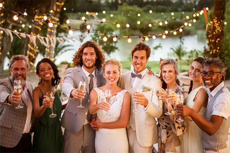 Dresscode zur Hochzeit: Kleiderordnung für die Hochzeitsgäste