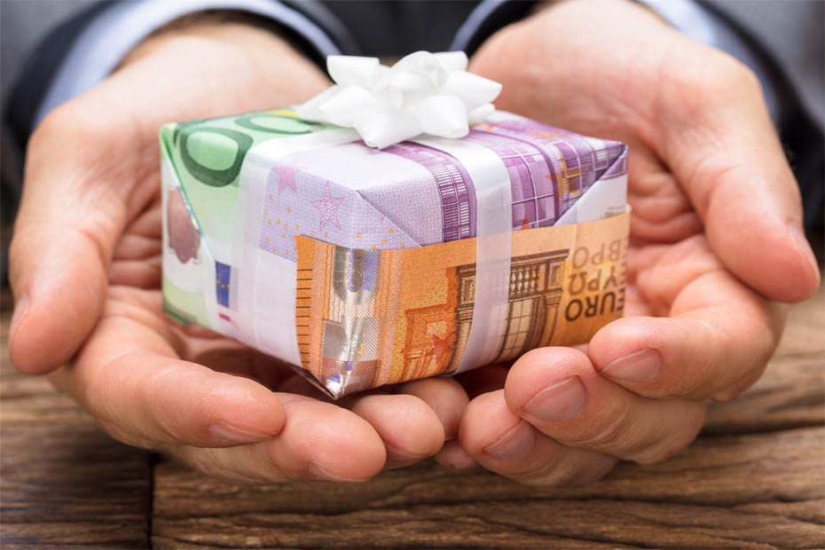 Wie viel Geld schenkt man zur Hochzeit?
